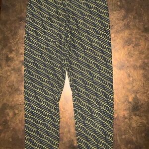 LuLaRoe Black and Yellow Geometric Leggings